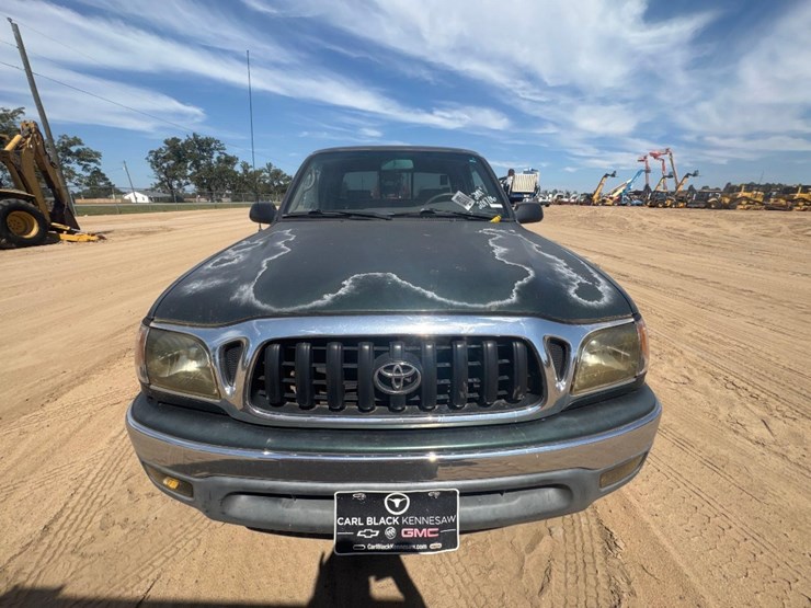 2001-toyota-tacoma-srs-truck-image-3