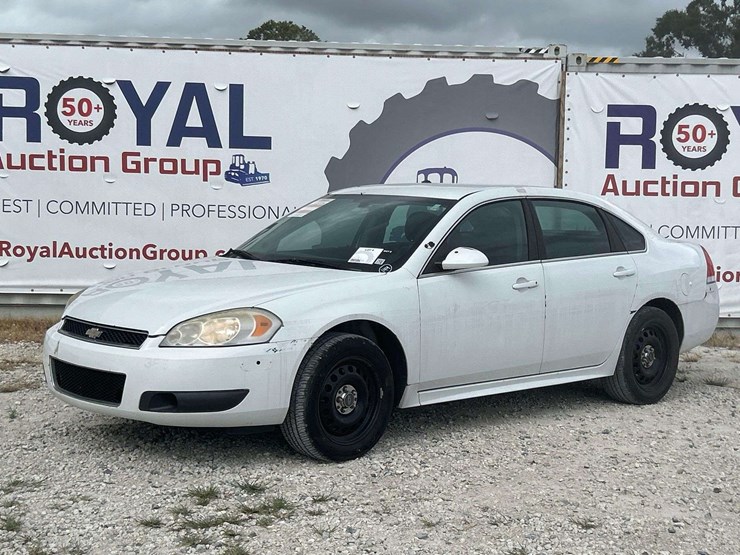 2012-chevrolet-impala-sedan-image-1