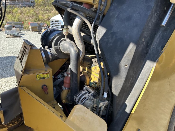 caterpillar-cb54-image-38