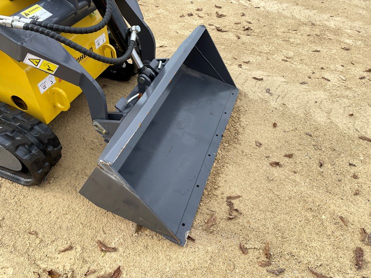 #214-•-new-landhonor-ride-on-skid-steer-loader-image-17