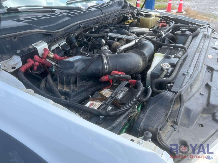 2019-ford-f550-image-41