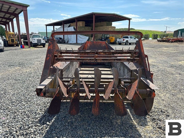 case-manure-spreader-image-5