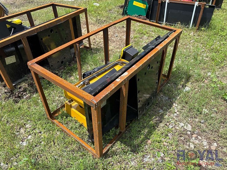 2025-sshh680-hydraulic-hammer/breaker-skid-steer-attachment-image-4
