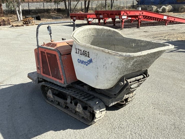 2014-canycom-tracked-mud-buggy-image-2