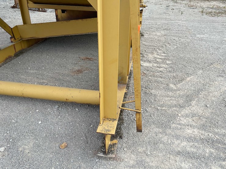 #8634-•-allis-chalmers-st-ripl-flo-vibratory-screed-(maq)-image-67