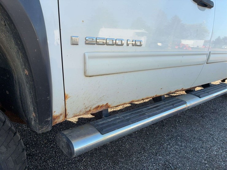 2008-gmc-sierra-image-7