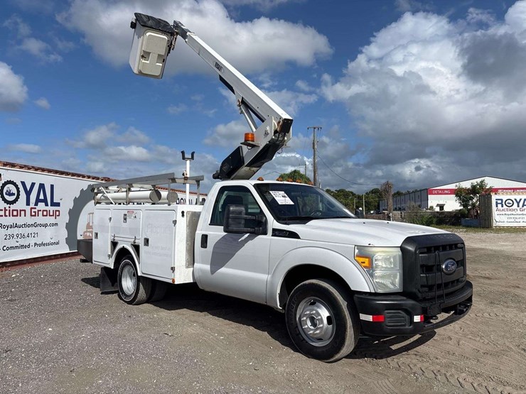 2011-ford-f350-image-2
