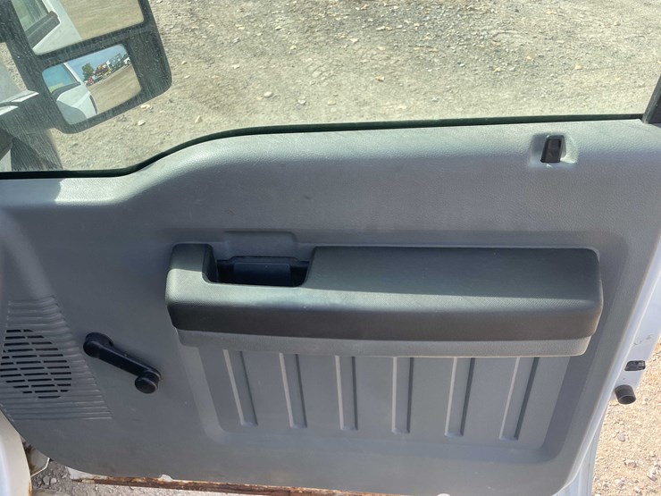 2011-ford-f250-xl-image-143