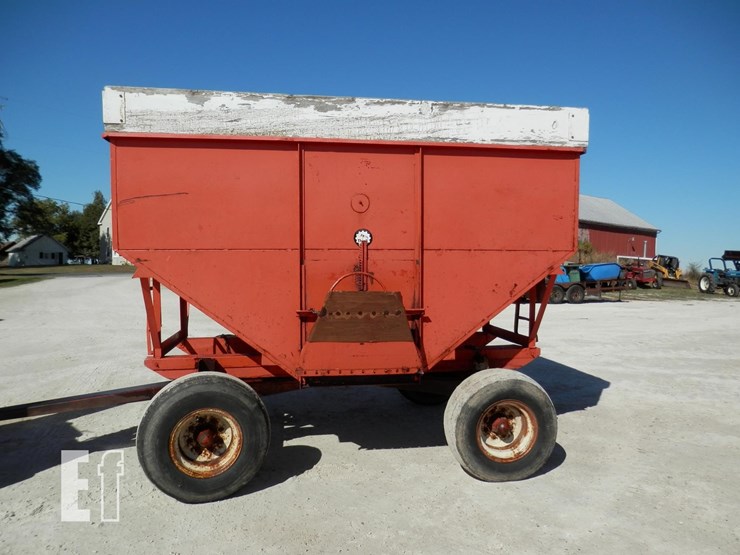 gravity-wagon-200bu-image-2