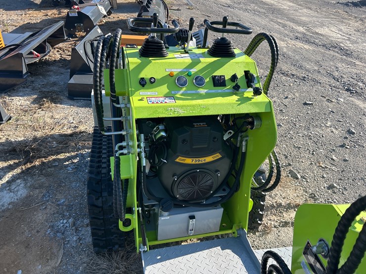 #53-•-2025-landhero-ldh-t460-mini-track-skid-steer-image-5