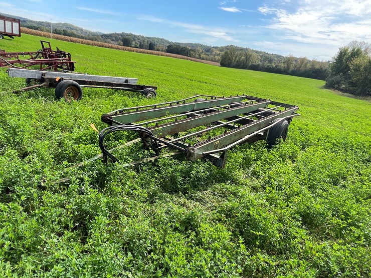 #4429-•-john-deere-stack-mover-image-1