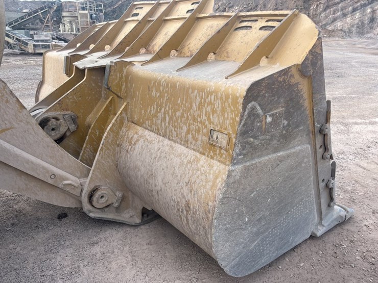 caterpillar-988k-image-14