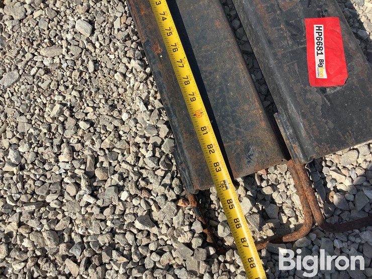 84"-pallet-fork-extenders-image-12