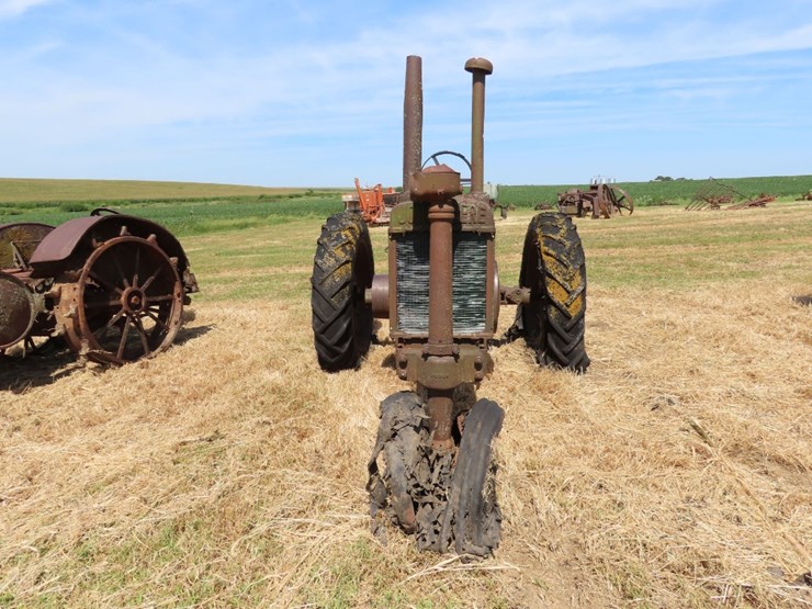 john-deere-a-image-2