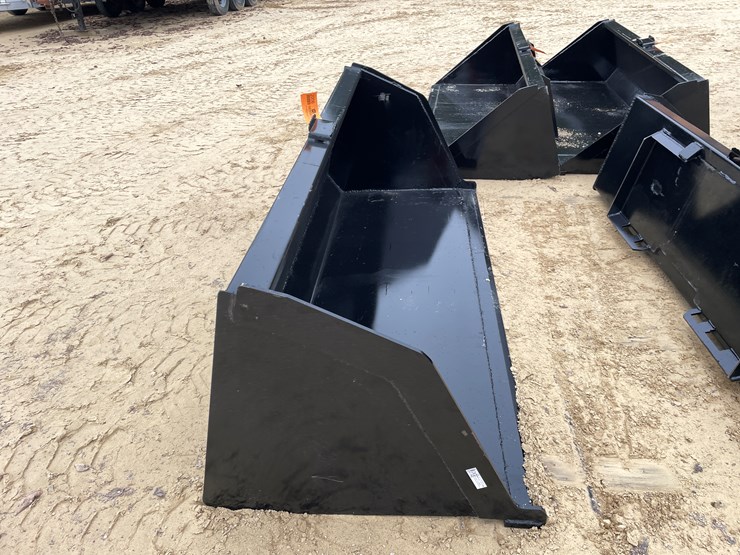 #2006-•-new-kc-84"-snow/litter-skid-steer-bucket-image-4