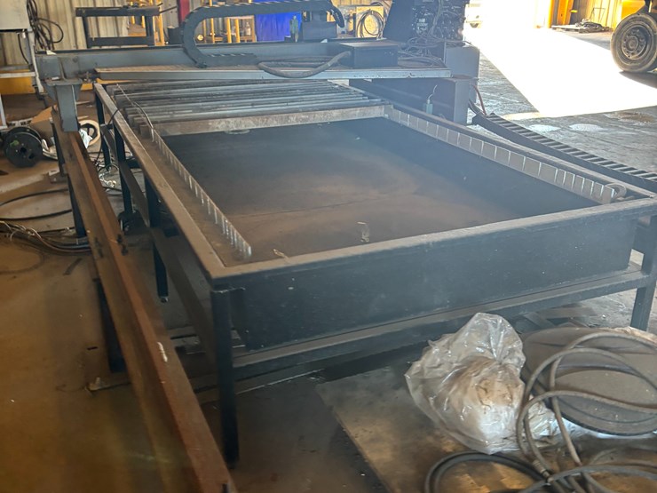 #129-•-burny-10-plus-plasma-cutting-system-image-4