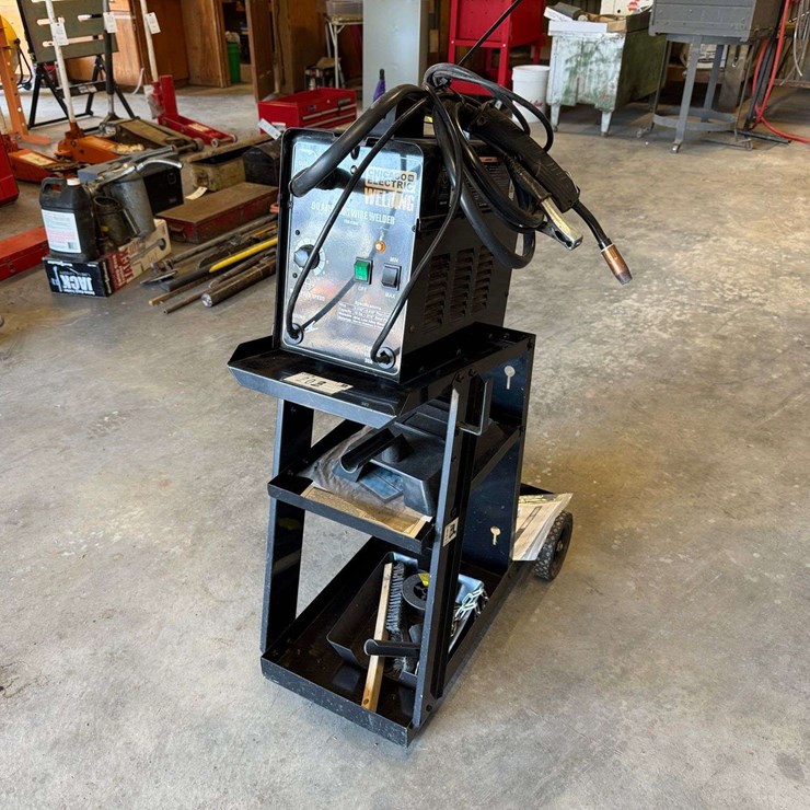 Chicago Electric 90 Amp Flux Wire Welder