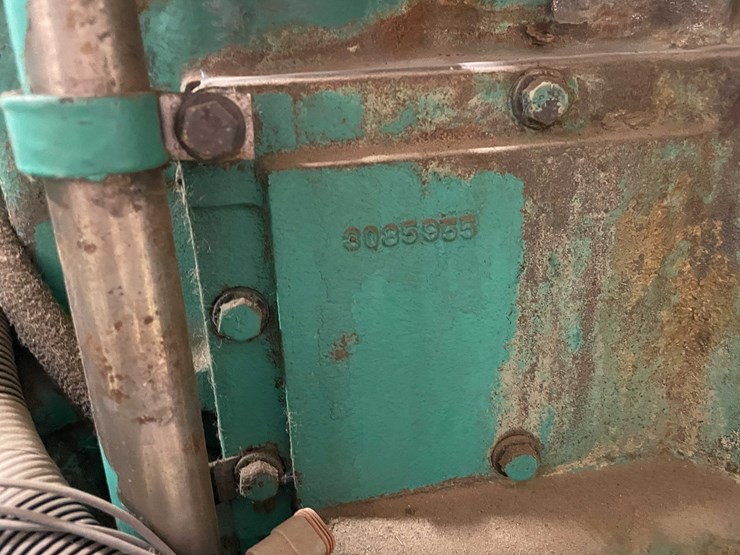 #8615-•-1999-cummins-dfeh-generator-(aps)-image-87