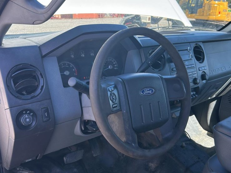 2014-ford-f250-image-27