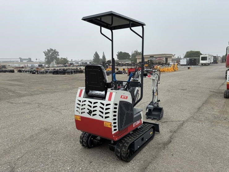 2025-bttl-et12m-6-hydraulic-excavator-image-3