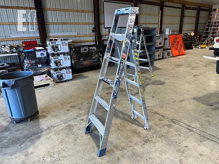 werner-6'-aluminum-ladder-image-1