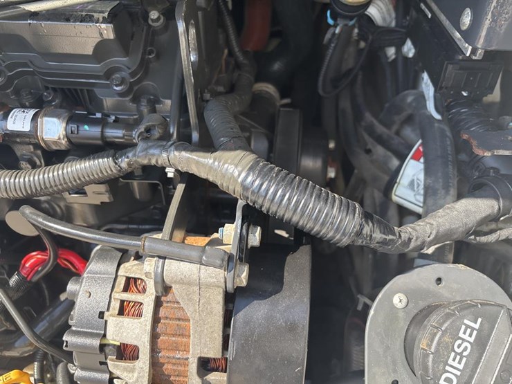 2019-bobcat-t650-image-17