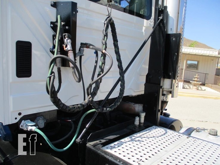 2005-international-transtar-8600-image-15