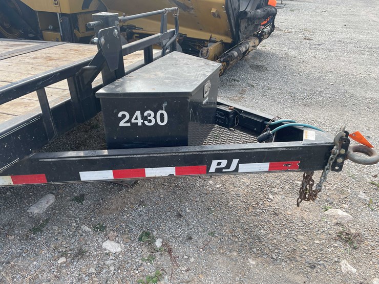 #8618-•-2021-pj-20'-tilt-deck-equipment-trailer-(has-wi-title)-(aps)-image-17