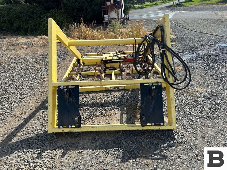 the-bale-handler-tbh10ar-grapple-image-3