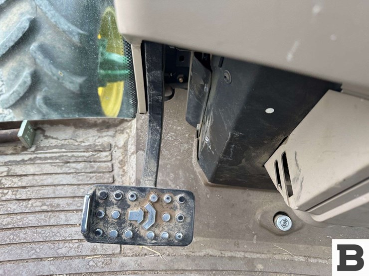 2012-john-deere-6430-image-69