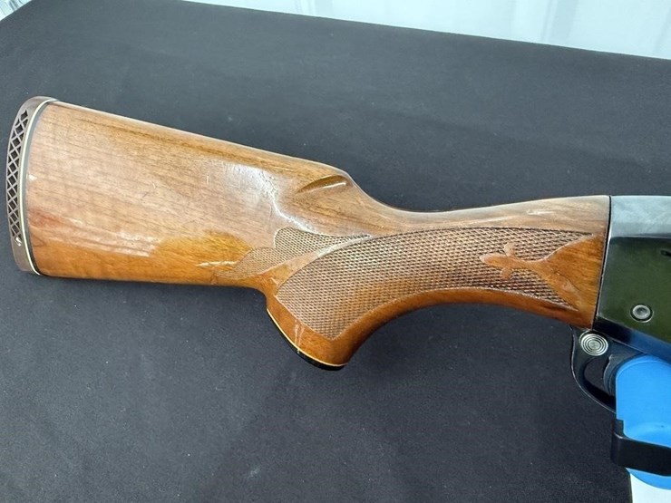 remington-1100-12-gauge-shotgun-image-4