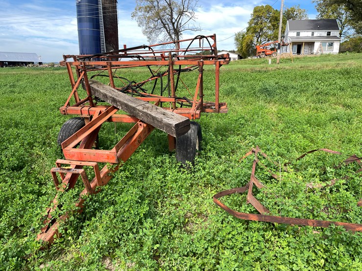 #4471-•-boom-sprayer-on-cart-image-1