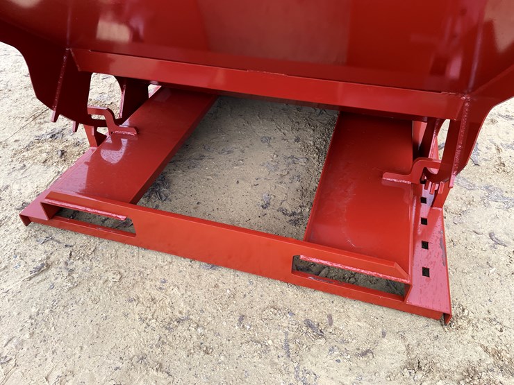 #2000-•-new-kc-self-dumping-hopper-with-fork-pockets-image-8