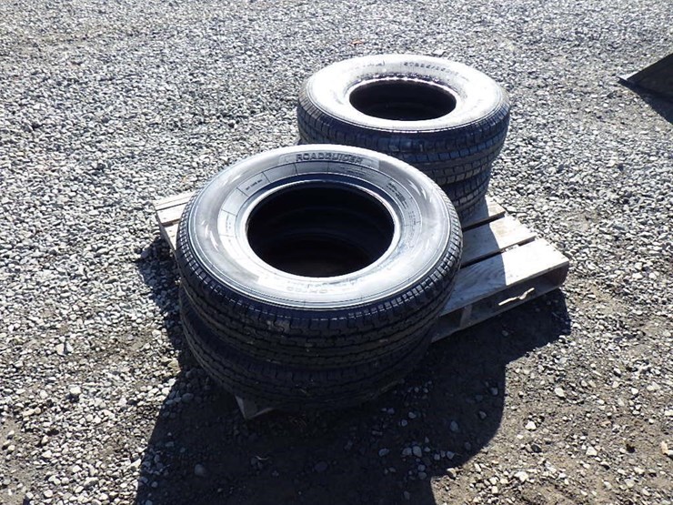 radial-trailer-tires-st235/80r16-image-2