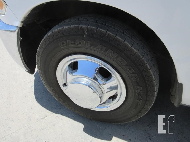2011-dodge-3500hd-image-22