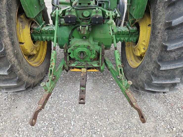 john-deere-2750-image-12