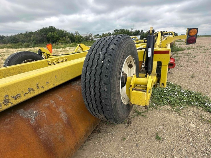 degelman-8000-landroller-image-16