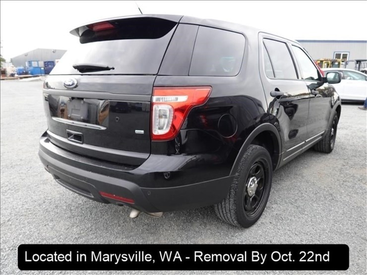 2015-ford-explorer-image-11
