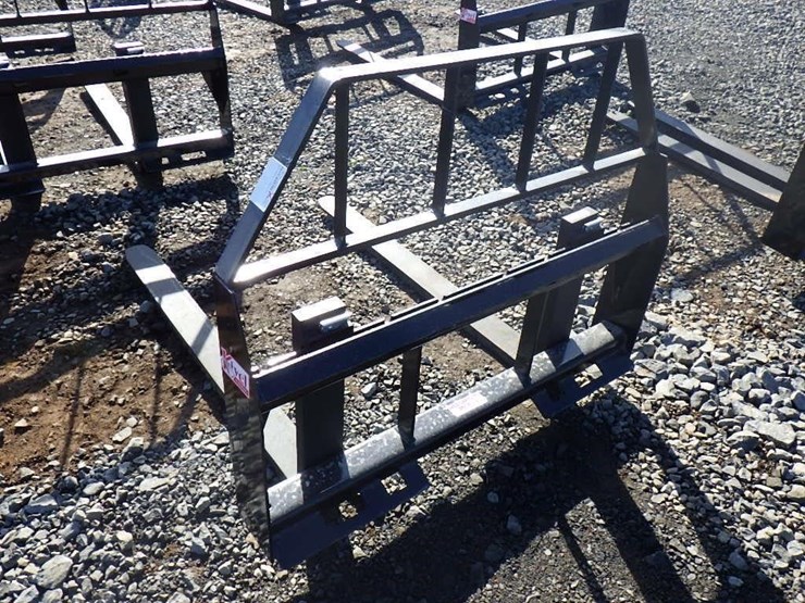 kivel-skid-steer-fork-attachment-48"-image-2