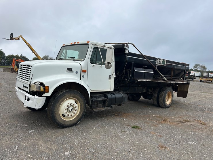 1998-international-4900-image-2