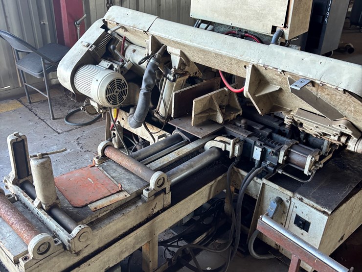 #130-•-kysor-johson-automatic-feed-band-saw-image-4