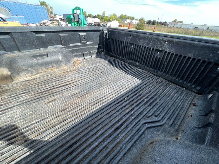 2011-ford-f250-xl-image-69