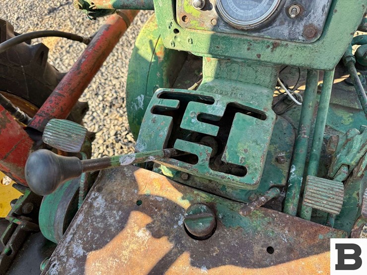 john-deere-630-image-44