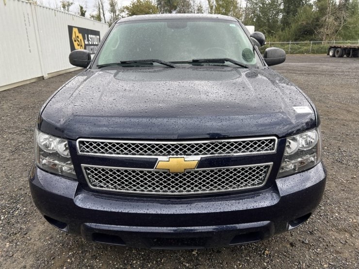 2014-chevrolet-tahoe-image-8