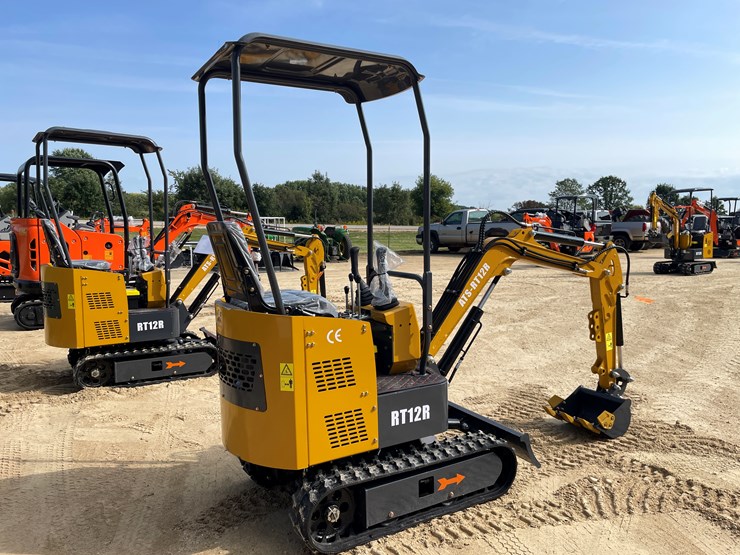 #203-•-new-rt12r-mini-excavator-image-5
