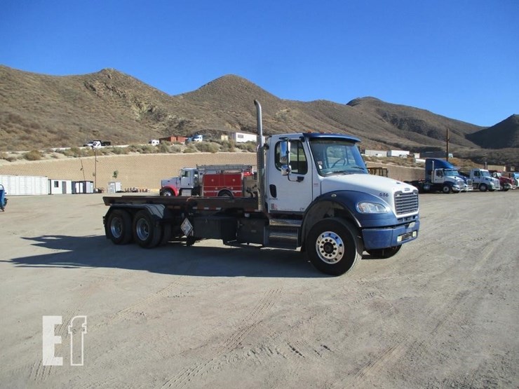2008-freightliner-business-class-m2-106-image-2