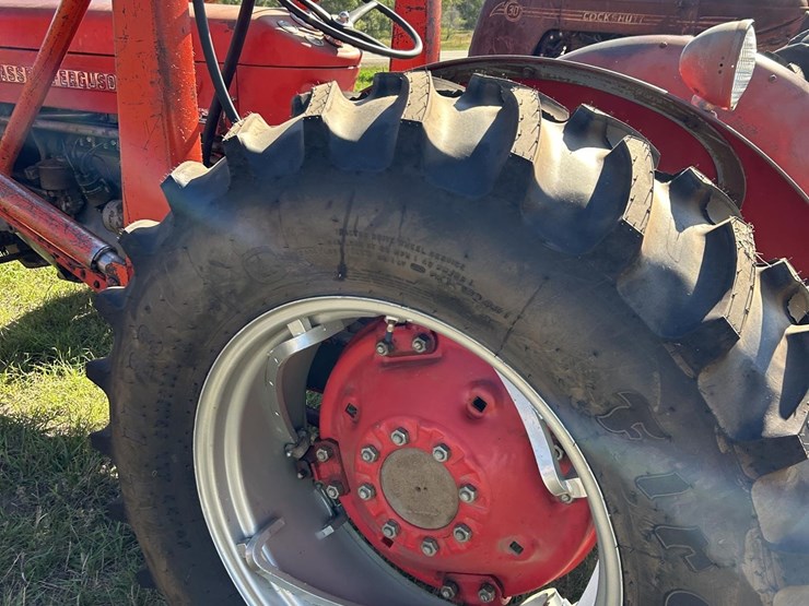 massey-ferguson-65-image-12
