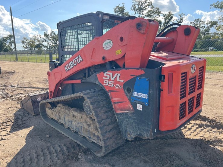 kubota-svl95-2s-image-2