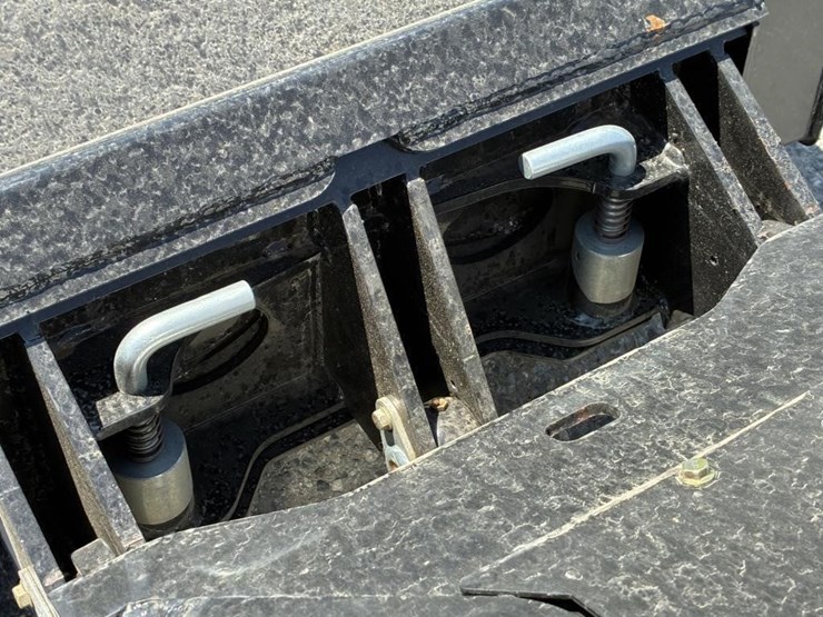 2025-bison-tek-bt360w-skid-steer-image-6