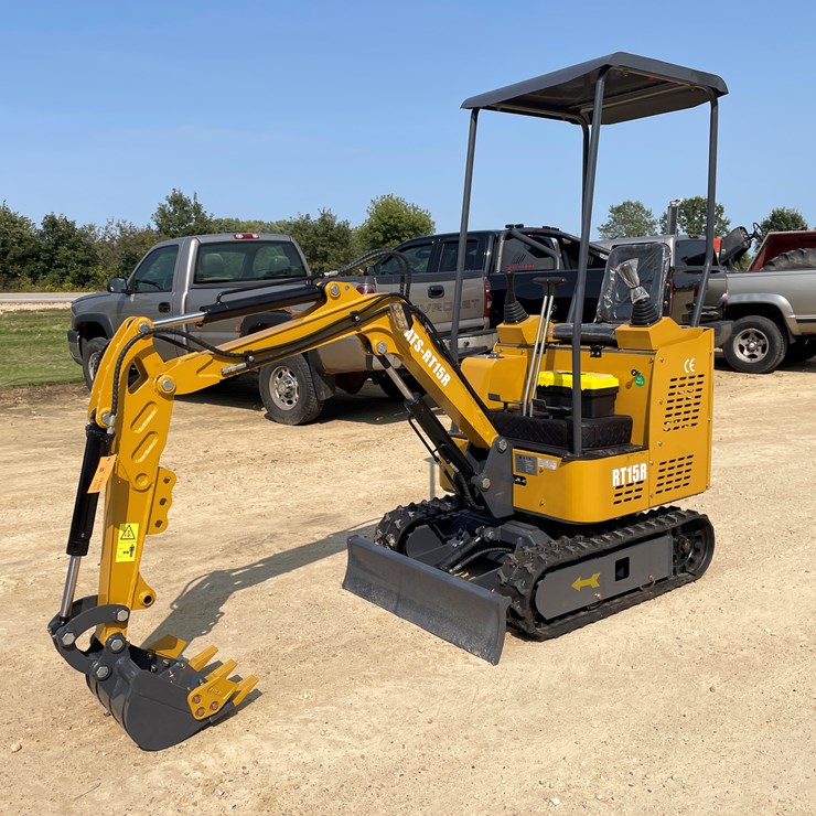 #212 • New RT15R Mini Excavator